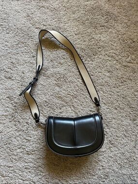 Zara Black Crossbody Saddle Bag with Contrast Strap